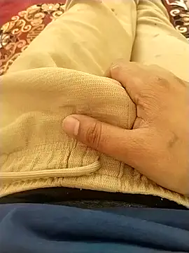 zorhotty online show from February 18, 8:21 am