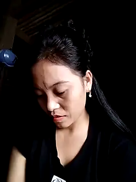 Maipm18 online show from October 15, 2:11 am