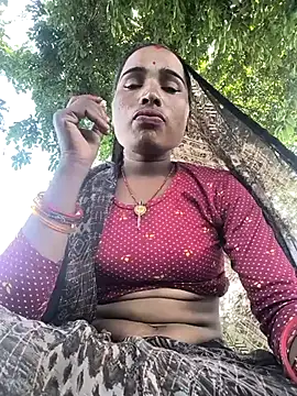 Snapshot of Hot_raaani chatting on September 9, 5:18 am Hot raaani online show from September 9, 5:18 am