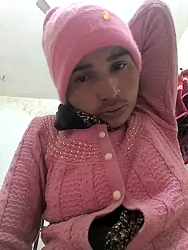 Snapshot of Hot_raaani chatting on January 13, 3:17 pm Hot raaani online show from January 13, 3:17 pm