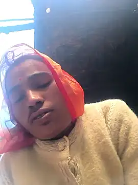 Snapshot of Hot_raaani chatting on January 17, 2:05 am Hot raaani online show from January 17, 2:05 am