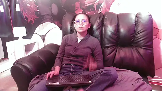 Snapshot of katalina07_1 chatting on September 26, 6:45 pm katalina07 1 online show from September 26, 6:45 pm