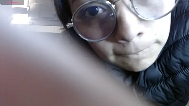 Snapshot of katalina07_1 chatting on October 10, 1:21 pm katalina07 1 online show from October 10, 1:21 pm