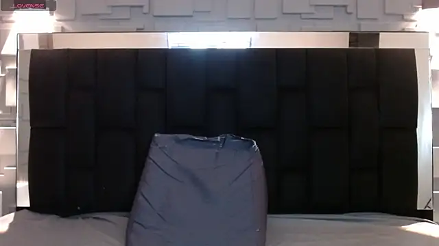 Snapshot of katalina07_1 chatting on October 14, 5:58 pm katalina07 1 online show from October 14, 5:58 pm