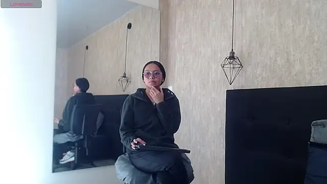 Snapshot of katalina07_1 chatting on November 15, 2:13 pm katalina07 1 online show from November 15, 2:13 pm