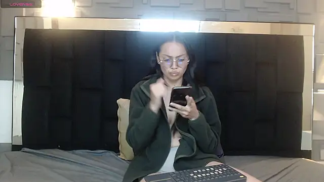 Snapshot of katalina07_1 chatting on January 31, 7:11 pm katalina07 1 online show from January 31, 7:11 pm