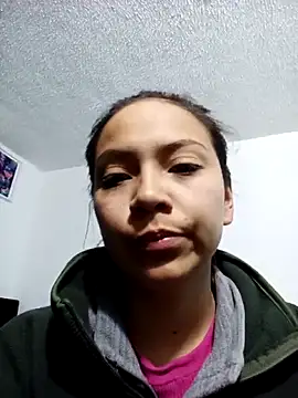 Snapshot of katalina07_1 chatting on February 15, 2:25 pm katalina07 1 online show from February 15, 2:25 pm