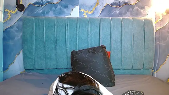 Snapshot of katalina07_1 chatting on February 27, 2:50 pm katalina07 1 online show from February 27, 2:50 pm