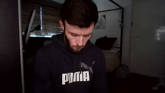 Snapshot of MasterJakeJohns chatting on November 21, 1:21 pm MasterJakeJohns online show from November 21, 1:21 pm