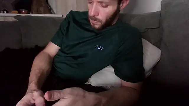 Snapshot of MasterJakeJohns chatting on December 5, 12:41 am MasterJakeJohns online show from December 5, 12:41 am