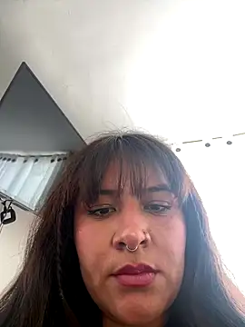 Linda Bellucci online show from October 5, 2:37 pm