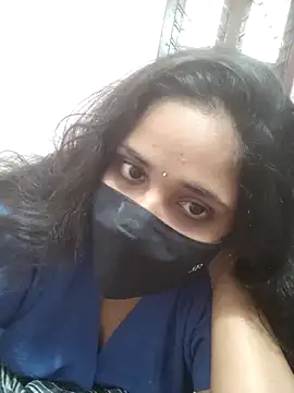 Snapshot of 00USER chatting on September 23, 3:31 am 00USER online show from September 23, 3:31 am