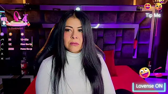 Aniajoness  online show from December 23, 3:48 am