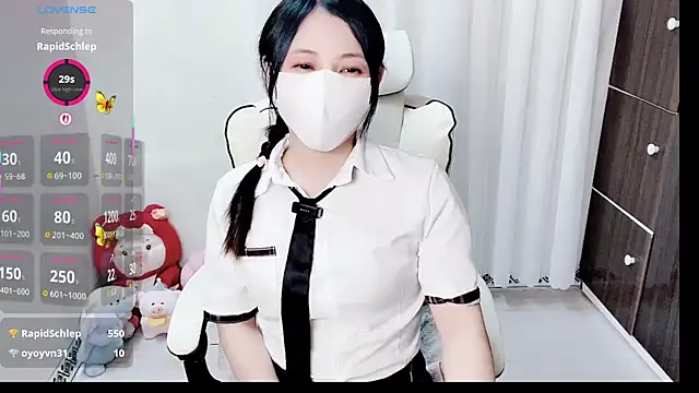 Snapshot of phuongnhi_ chatting on March 22, 2:42 pm phuongnhi online show from March 22, 2:42 pm