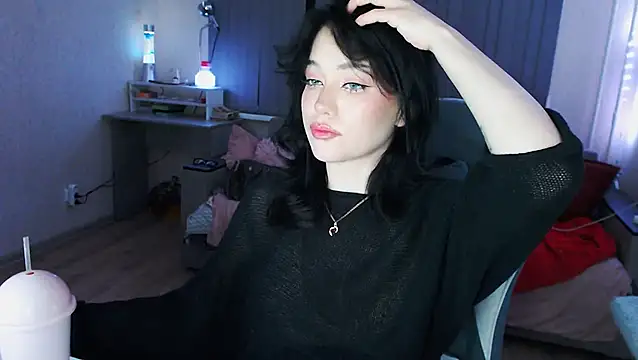 Snapshot of cutefrendlyuser chatting on April 12, 9:09 pm cutefrendlyuser online show from April 12, 9:09 pm