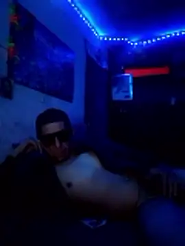 Juniorharo1982 online show from February 7, 9:24 am