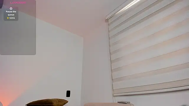 arianna 000 online show from May 8, 12:43 pm