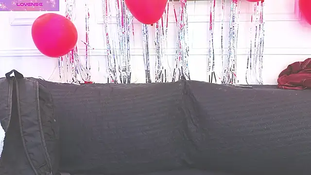 Daisy Price online show from February 16, 10:55 am