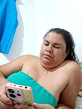 yaneth  online show from November 3, 10:38 am