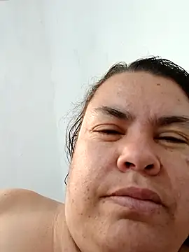 yaneth  online show from December 3, 12:25 pm