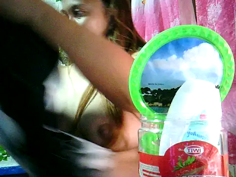 yuana25 online show from February 4, 12:22 pm