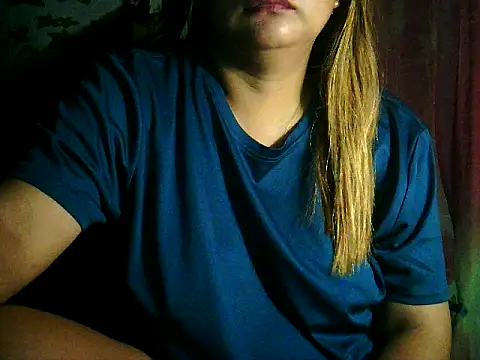 yuana25 online show from April 7, 4:18 pm