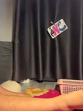 Snapshot of yang-2269 chatting on October 24, 9:11 pm yang-2269 online show from October 24, 9:11 pm