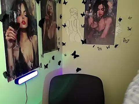 LadyAlice  online show from October 10, 9:52 am