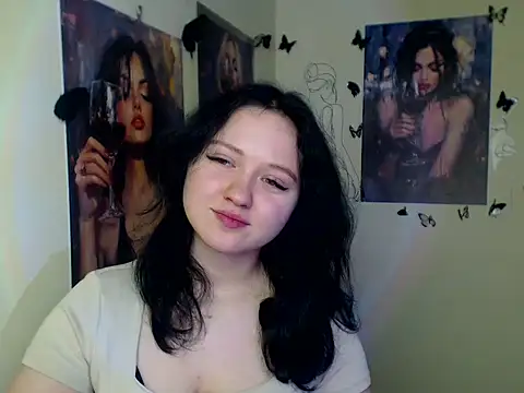 LadyAlice  online show from December 16, 7:35 am