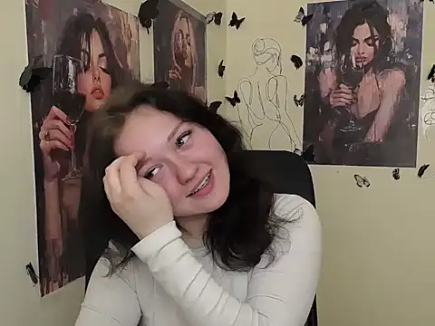 LadyAlice  online show from April 4, 5:16 am