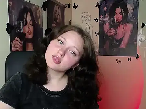 Snapshot of LadyAlice_ chatting on June 8, 6:30 pm LadyAlice online show from June 8, 6:30 pm