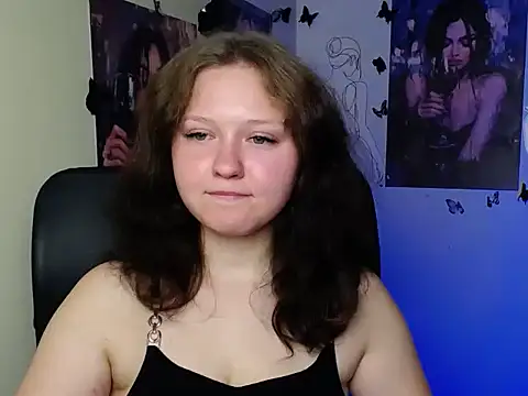 Snapshot of LadyAlice_ chatting on July 4, 6:08 am LadyAlice online show from July 4, 6:08 am