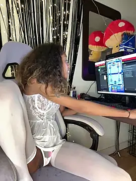 rubywithpearls online show from November 5, 12:54 am