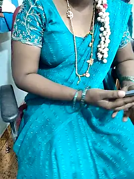 Snapshot of lolida69thamil chatting on November 2, 6:49 am lolida69thamil online show from November 2, 6:49 am