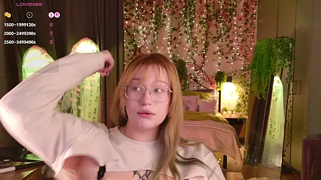 Morvelyn online show from March 16, 7:18 pm