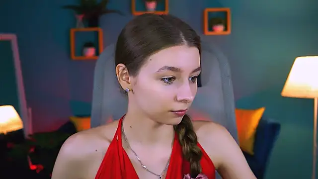 JulieDaniel online show from October 28, 4:27 am