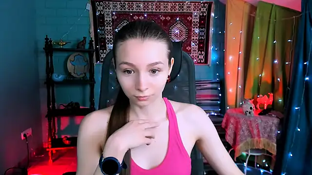 JulieDaniel online show from February 9, 8:07 am