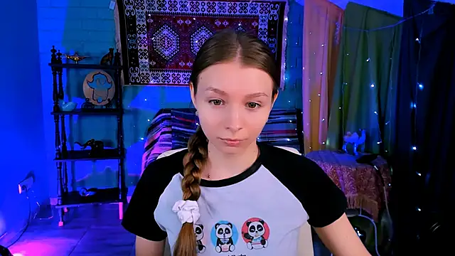 JulieDaniel online show from March 2, 4:36 am