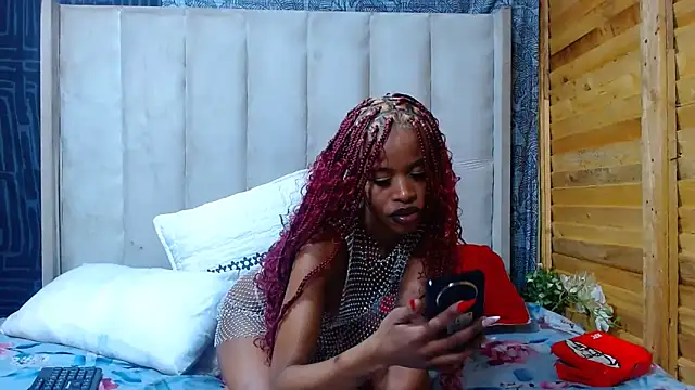 SexyChantyBabe25 online show from December 17, 9:32 pm