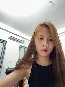 Lil-Gi online show from May 1, 4:22 pm