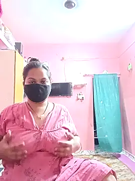 biggbobbsgirl online show from October 20, 6:30 pm