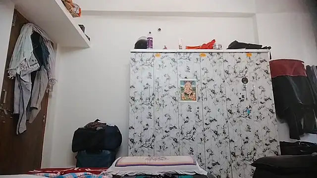 Rahulisagoodguy online show from October 13, 10:59 am