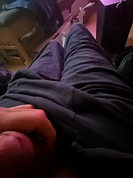 Snapshot of Fonse1860 chatting on October 4, 8:01 am Fonse1860 online show from October 4, 8:01 am