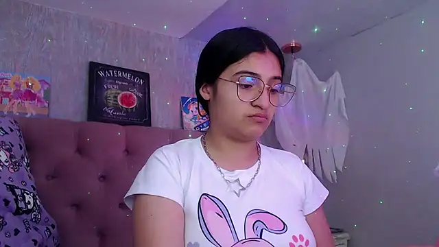 laurenelove online show from October 28, 3:21 am