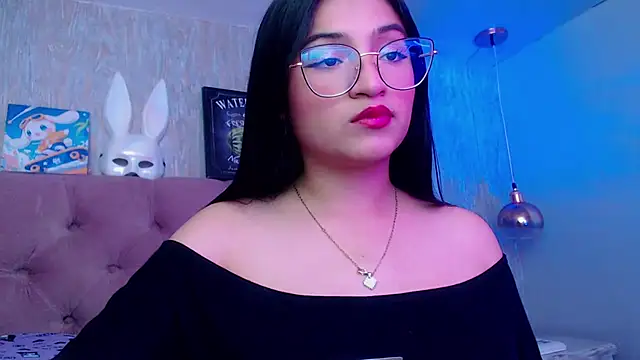 laurenelove online show from November 16, 3:34 am