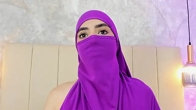 nayiraa  online show from April 14, 11:38 am