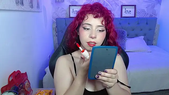 Snapshot of Lily_tk chatting on October 22, 3:29 am Lily tk online show from October 22, 3:29 am