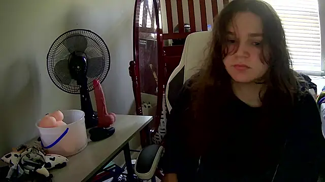 Elli-Ixby online show from November 14, 4:17 pm