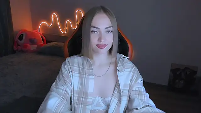 LaraKrein lk online show from April 7, 3:34 pm