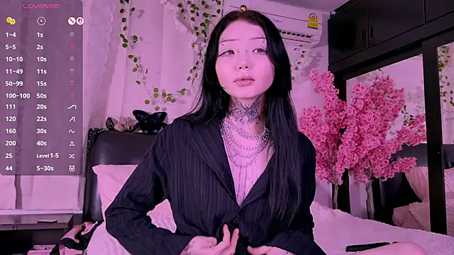 Lein Bone online show from October 22, 1:06 am